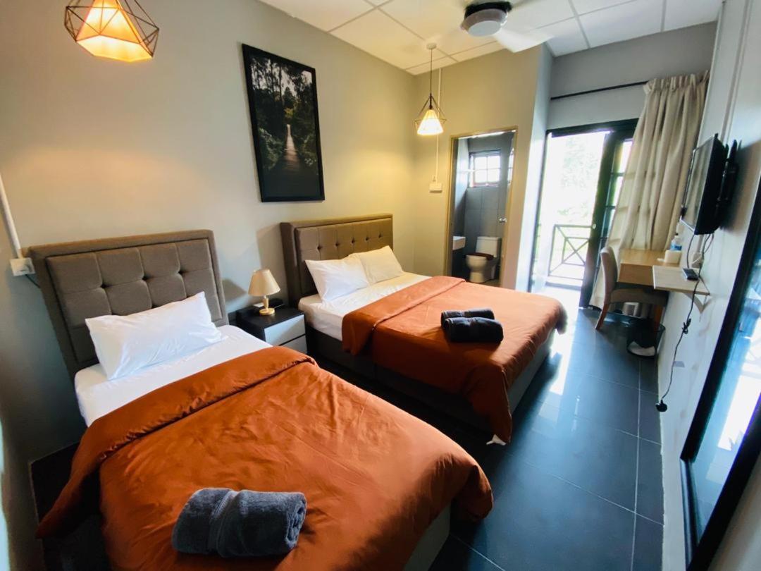 A3A Oastel Coliving Hostel Tanah Rata Bagian luar foto