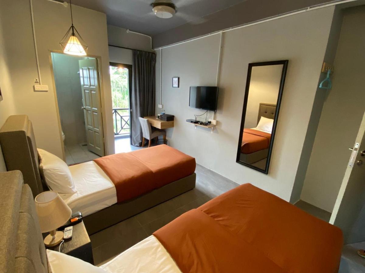 A3A Oastel Coliving Hostel Tanah Rata Bagian luar foto